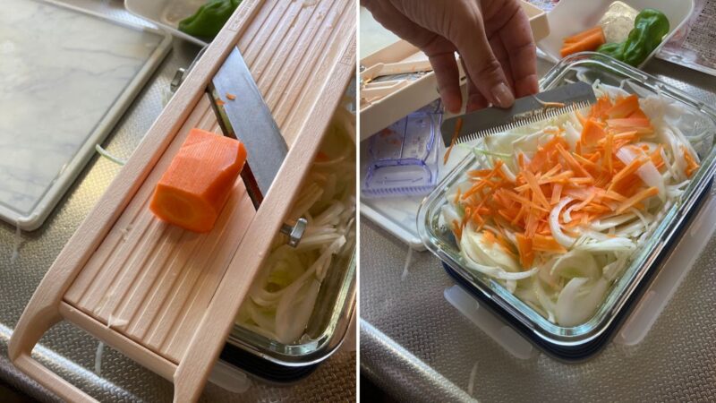 スライスしやすいよう四角にカットした人参と、クシ刃を使って玉ねぎの上に綺麗に千切りされた人参